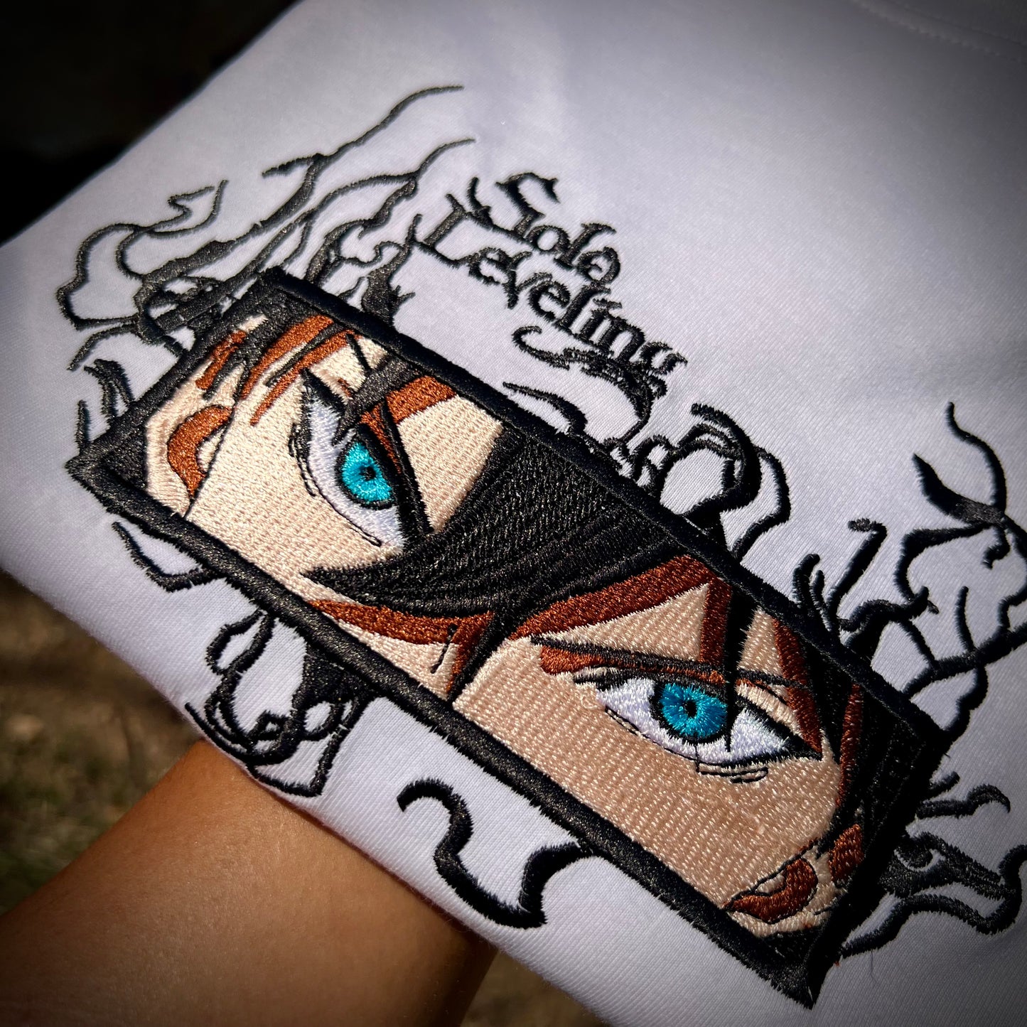 Embroidered Sung Jin Woo of Solo Leveling T-shirt